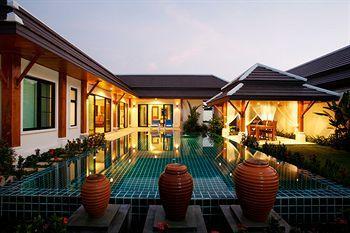Byg Private Pool Villa @ Rawai Beach Екстер'єр фото